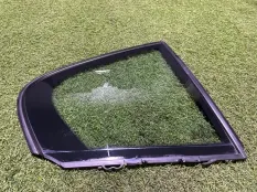 форточка двери BMW 3-Series