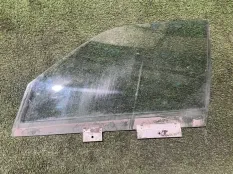 Стекло двери BMW 5