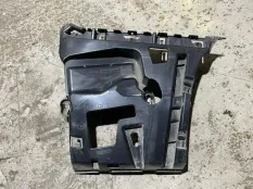 Кронштейн бампера BMW 3-Series