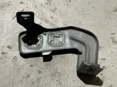 Кронштейн крыла BMW 3-Series