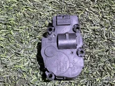 Моторчик заслонки печки BMW 3-Series