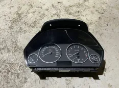 Приборная панель BMW 3-Series