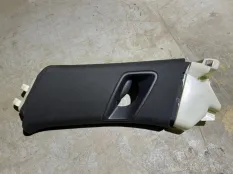 Обшивка стойки Audi Q7