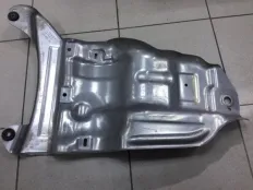 защита топливного бака Audi A6