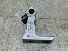 петля двери Audi A6