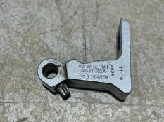 петля двери Audi A6