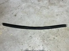 уплотнитель стекла двери Audi A6