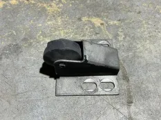 Кронштейн капота Rolls-Royce Corniche