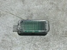 Плафон салонный Audi A6