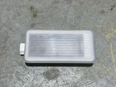 Плафон подсветки салона BMW 3-Series