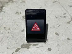 Кнопка аварийной сигнализации Audi A7