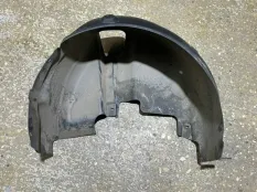 подкрылок Volkswagen Polo