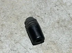 отбойник капота Land Rover Discovery