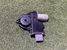 Моторчик стеклоподъемника Smart Fortwo