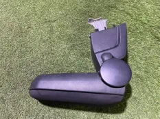 подлокотник Volkswagen Polo