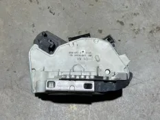 замок двери Volkswagen Polo