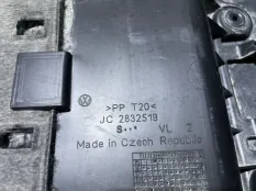 обшивка двери Volkswagen Tiguan
