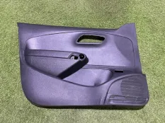 обшивка двери Volkswagen Polo