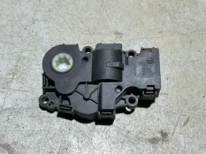 Моторчик заслонки печки BMW 3