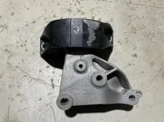 Опора двигателя Renault Logan