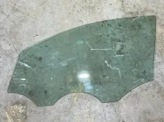 Стекло двери Volkswagen Polo