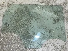 Стекло двери Chery Tiggo 4 Pro