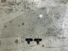 Стекло двери Kia Rio