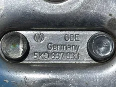 ответная часть замка двери Volkswagen Polo