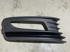 Накладка противотуманной фары Volkswagen Polo