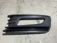Накладка противотуманной фары Volkswagen Polo