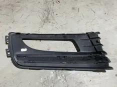 Накладка противотуманной фары Volkswagen Polo