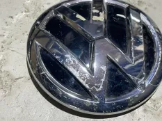 эмблема Volkswagen Polo