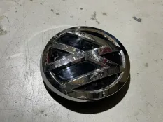 эмблема Volkswagen Polo