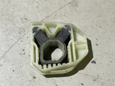 Подушка радиатора Volkswagen Polo