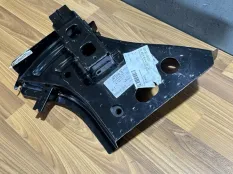 Кронштейн лонжерона SMART ForTwo A4536140500 453, передний левый