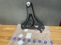 РЫЧАГ Smart ForTwo 7474063 W453, передний левый
