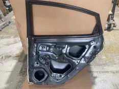 Дверь KIA RIO STKA470411, задняя правая