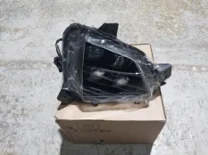 Фара противотуманная Hongqi HS5 3732015DD01, передняя левая