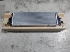 Интеркулер Lamborghini Huracan 4S0121254B