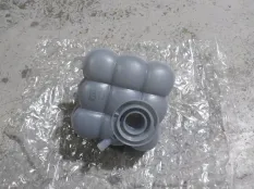 Бачок расширительный Lamborghini Urus 4M0121403G