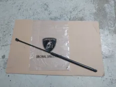 Амортизатор капота Lamborghini Urus 4ML823359