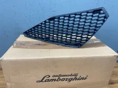 Решетка бампера Lamborghini Huracan 4T0807682, передняя правая