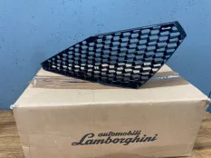 Решетка бампера Lamborghini Huracan 4T0807682A, передняя правая