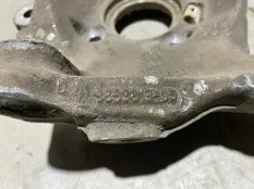 Кулак поворотный BMW 3