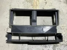 воздуховод радиатора Maserati Levante