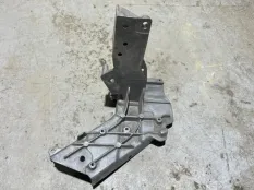 Кронштейн панели Mercedes-Benz GLC