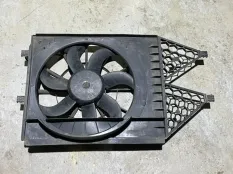 вентилятор охлаждения SKODA Rapid