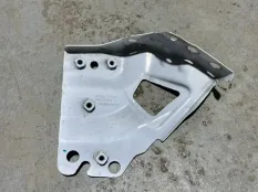 Кронштейн крыла Geely Coolray