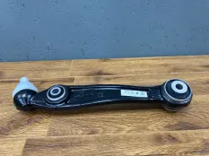 РЫЧАГ ПОДВЕСКИ 31126864822, передний правый