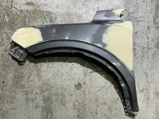 крыло Geely Coolray